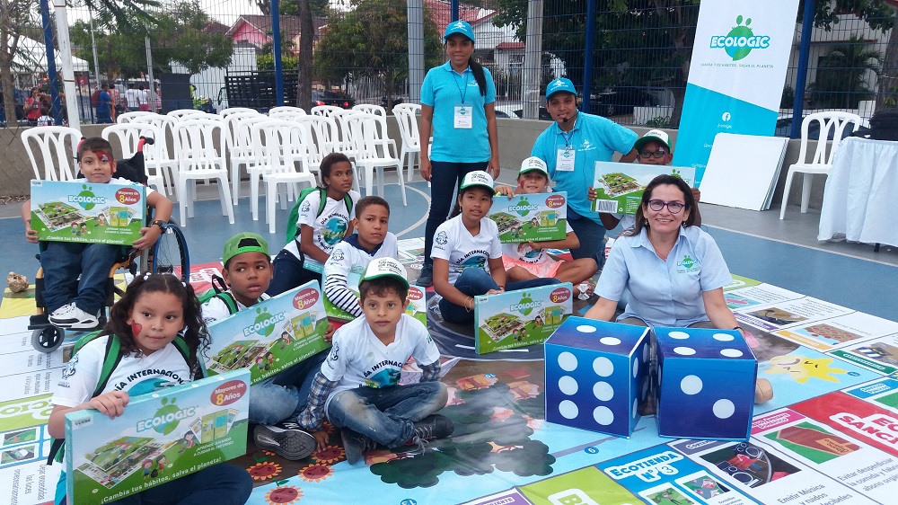 Día Mundial de la Tierra con los niños hijos de los recicladores de Barranquilla